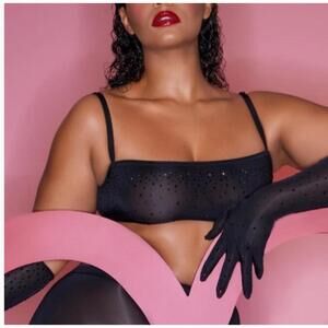 NWT SKIMS STRAIGHT NECK BRALETTE | ONYX